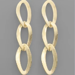 Purple Door Boutique Textured Oval Dangle Gold Earrings