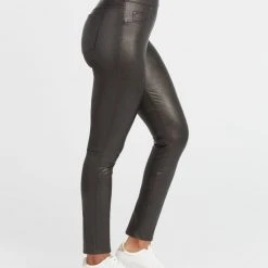 Spanx Leather Like Black Skinny Pants