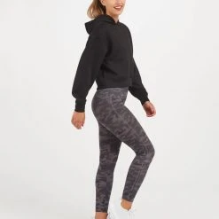 Spanx Look At Me Now Heather Camo Leggings