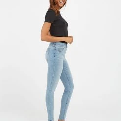 Spanx Vintage Wash Ankle Skinny Jeans