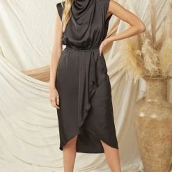 Purple Door Boutique Ladies' Elegant Black Satin Midi Dress