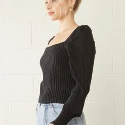 Purple Door Boutique Black Ribbed Knit Cropped Sweater