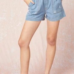 The Purple Door Boutique Ladies' Chambray Comfort Elastic Waist Shorts