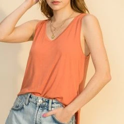 Purple Door Boutique Ladies' Curved Hem Basic Sienna Tank Top