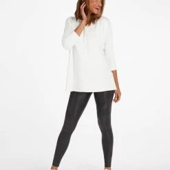 Spanx Dolman Perfect Length Powder Top
