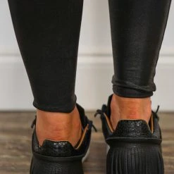 Esseutesse Black Leather Fringe Sneakers