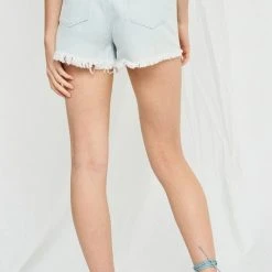 The Purple Door Boutique New Arrivals No Worries Frayed Denim Shorts