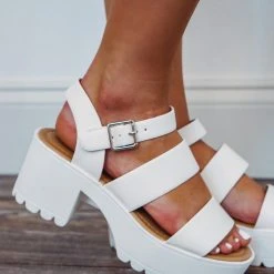 Purple Door Boutique White Chunky Heel Platform Sandals Summer SALE