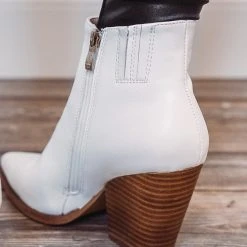 Purple Door Boutique Essence White Pointy Toe Booties