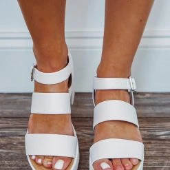 Purple Door Boutique White Chunky Heel Platform Sandals Summer SALE