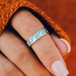 Jewelry Pura Vida Reversible Enamel Wave Ring Silver
