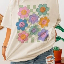 Purple Door Boutique Vintage White Smiley Flowers Tee New Arrivals